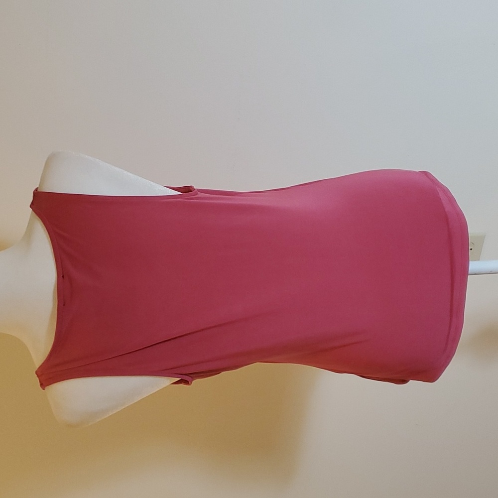 Express pink vneck body contour too - Picture 6 of 9